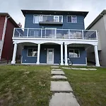 52-3 Bed Suite On Lake Central Ac By Airport